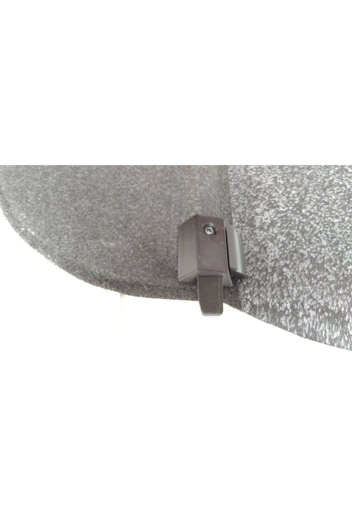 Reno Clio 3 luggage compartment handle