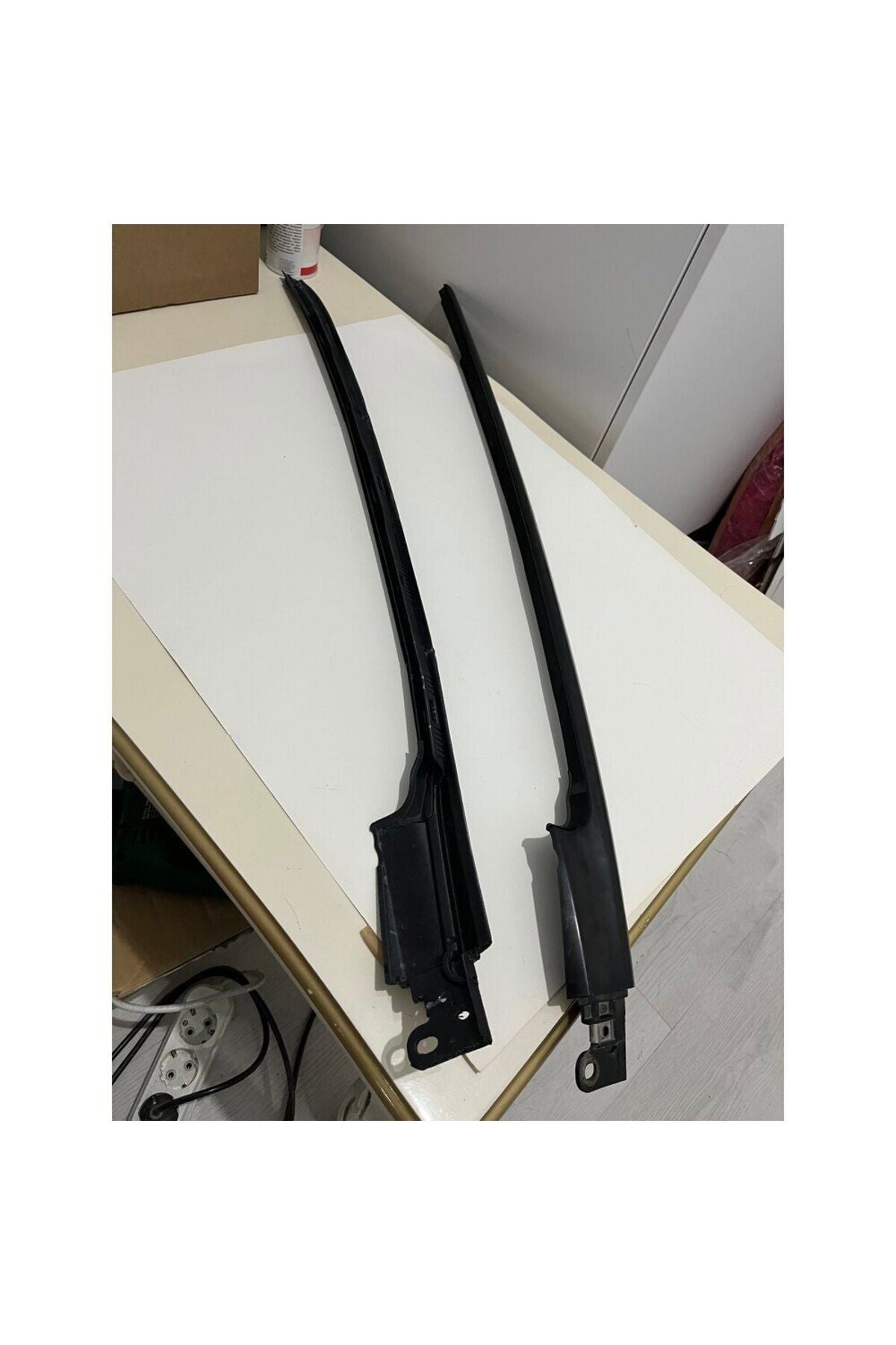 Honda Cr-V Compatible Windshield Mouldings
