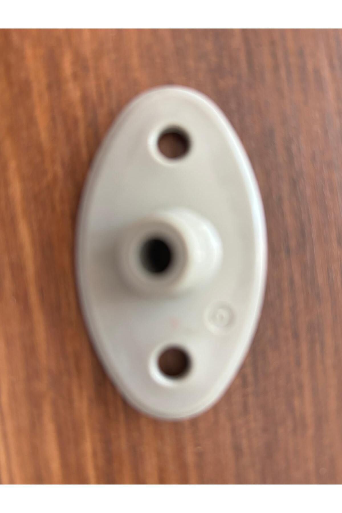 Toyota Yaris Güneşlik Klipsi