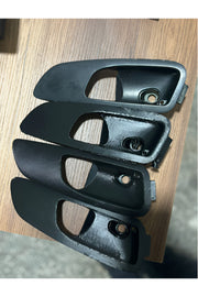 Alfa Romeo 159 Iç Kapı Kolu Çerçevesi (1 çift)