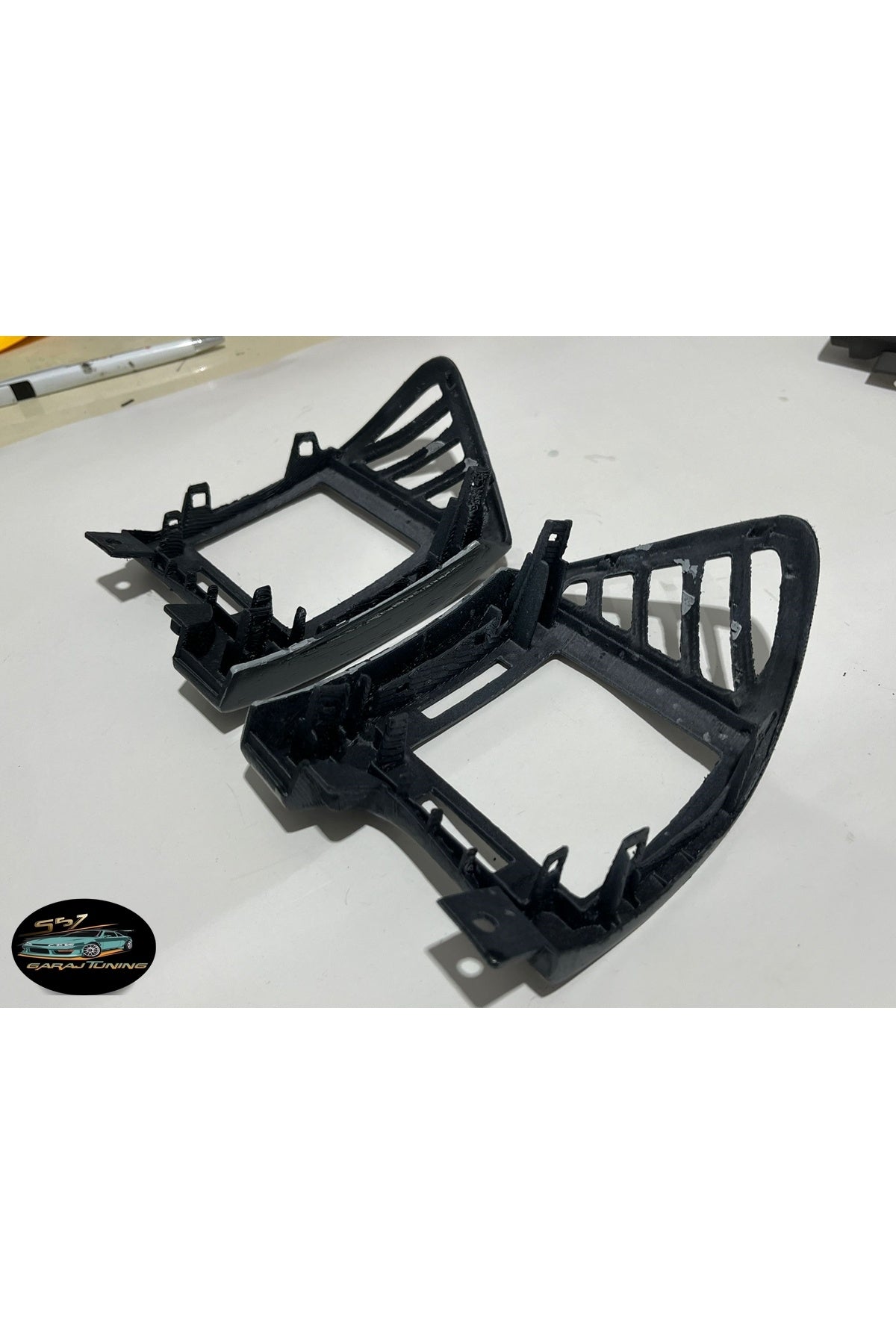 Hyundai Sonata Kalorifer Izgara Çerçevesi Sağ-Sol Takım