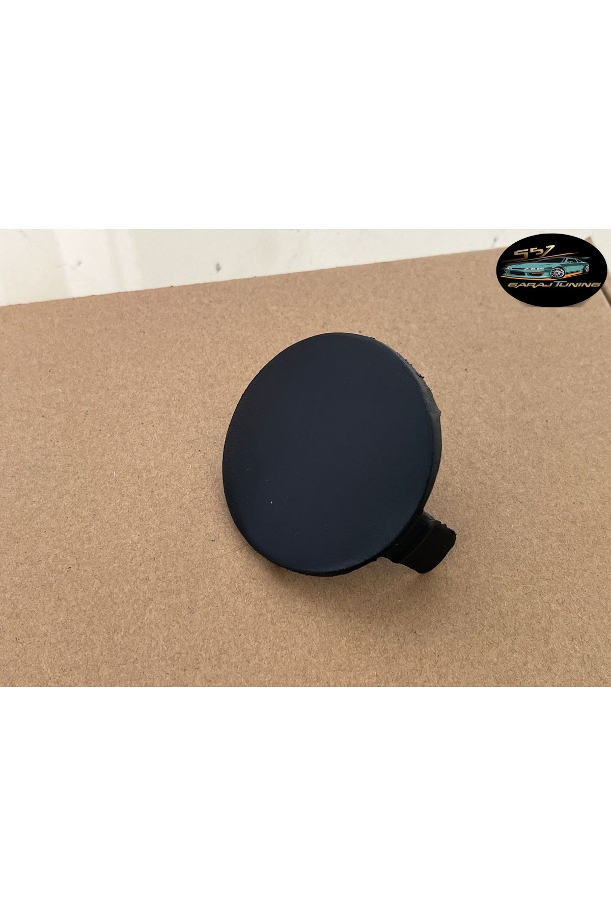 TOYOTA AURİS ÇEKİ DEMİRİ KAPAĞI