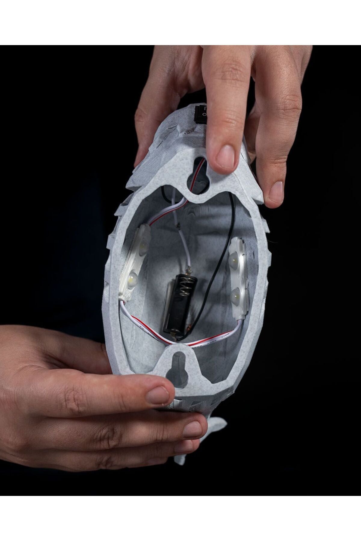 Kartal Elegant Duvar Lambası Aplik (20 CM BOY)