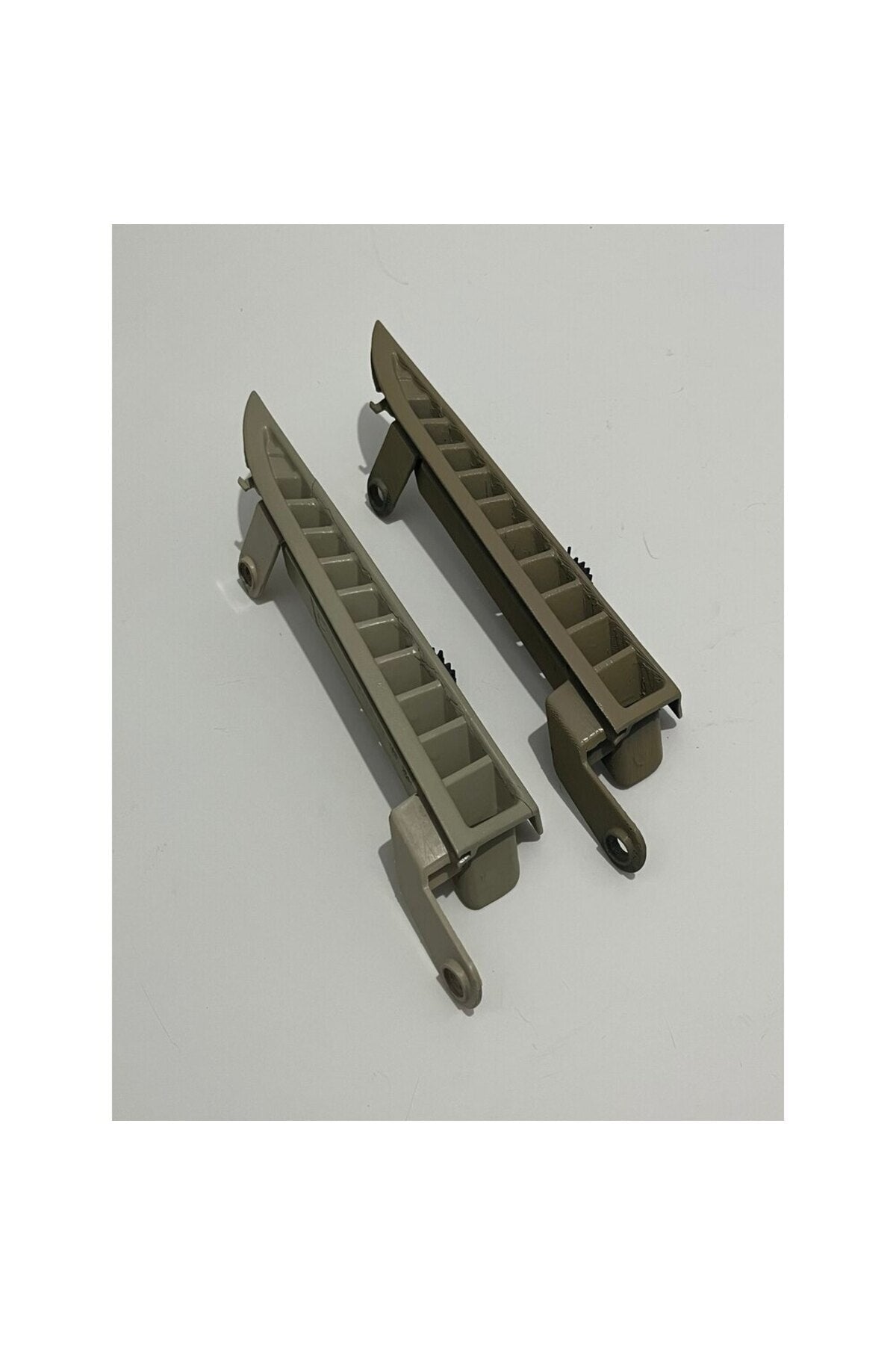 Bmw e63-64 Kasa Cam Kenarı Izgarası Sol Şoför Tarafı