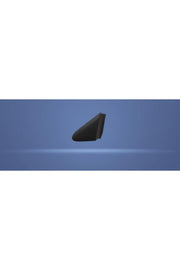 Sol çamurluktaki aynanın önündeki Renault Clio 3 plastiği