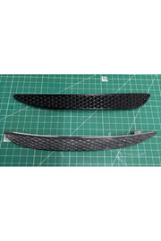 Ford Kuga far ızgarasının altında