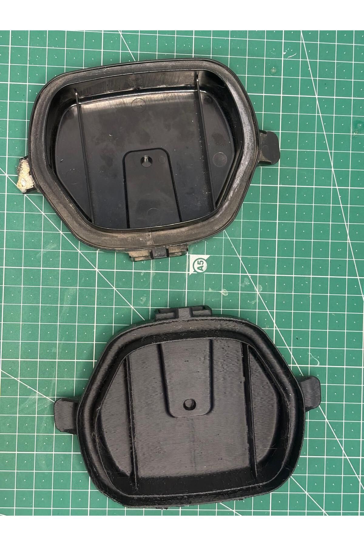 VW Passat Headlight Rear Cover (ONE PAIR)