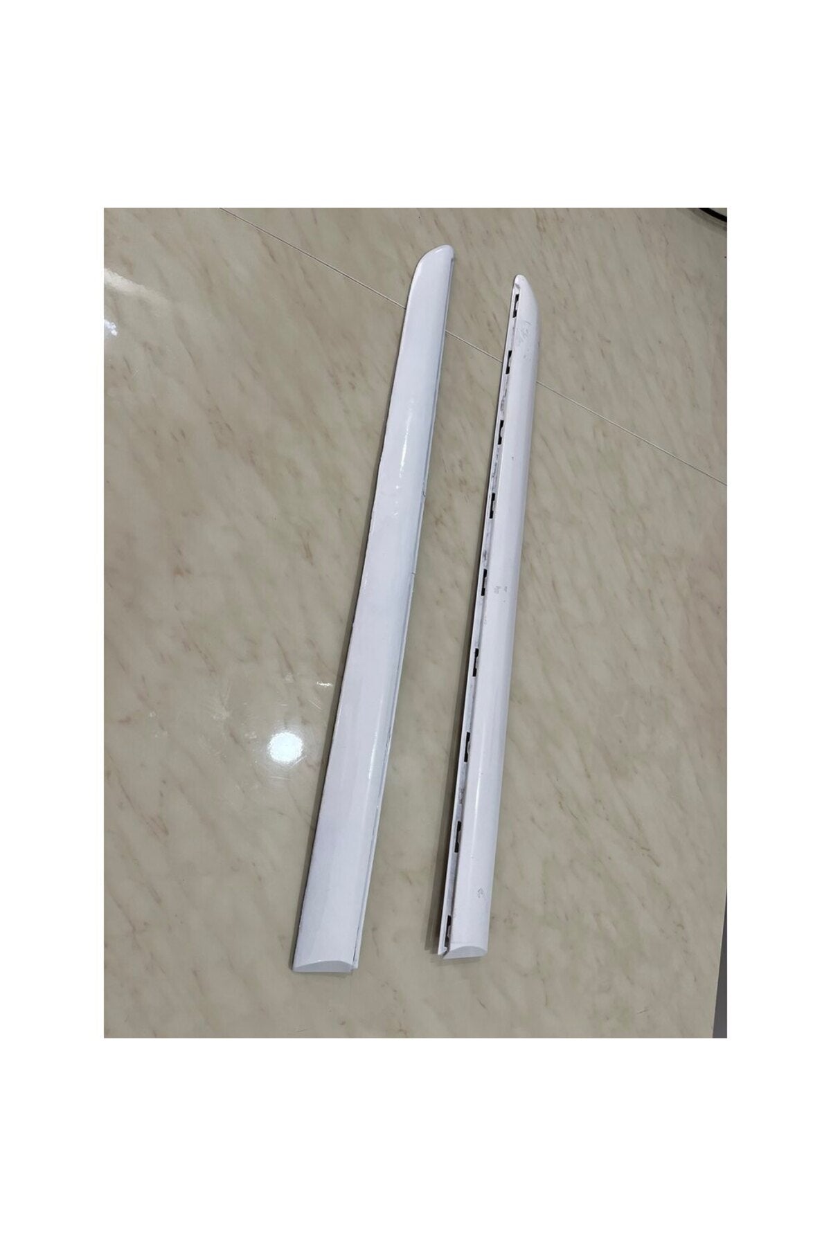 Peugeot 207 Station Wagon arka kapı bandı