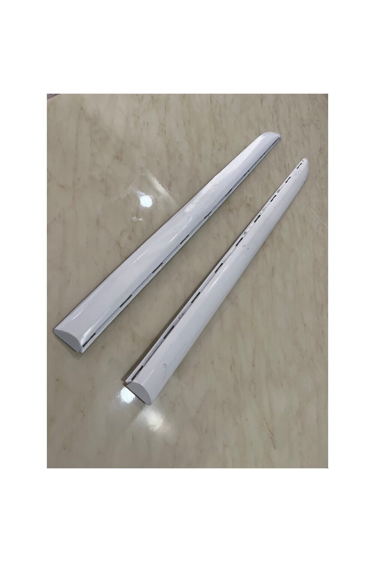 Peugeot 207 Station Wagon arka kapı bandı