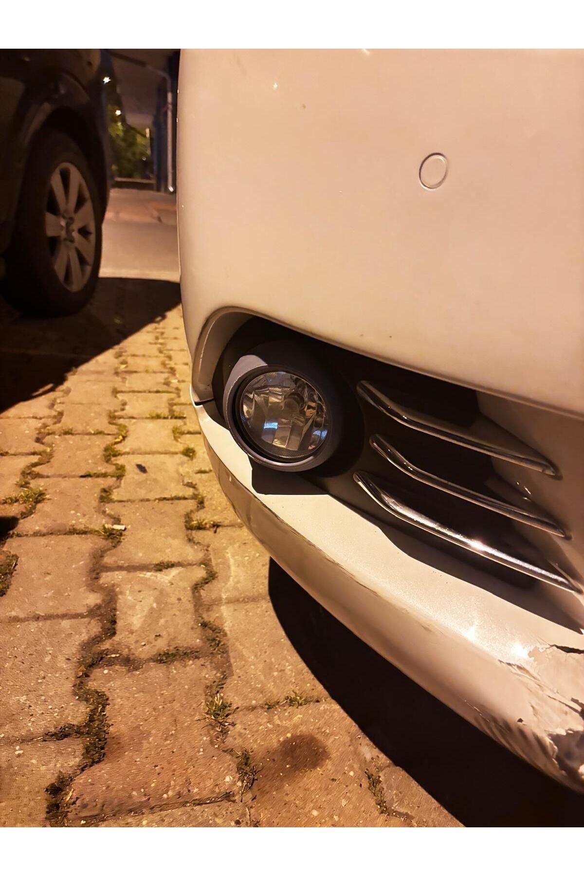 Peugeot 5008 fog light cover