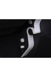 Skoda Fabia Uyumlu Arka Pandizot Tutucu