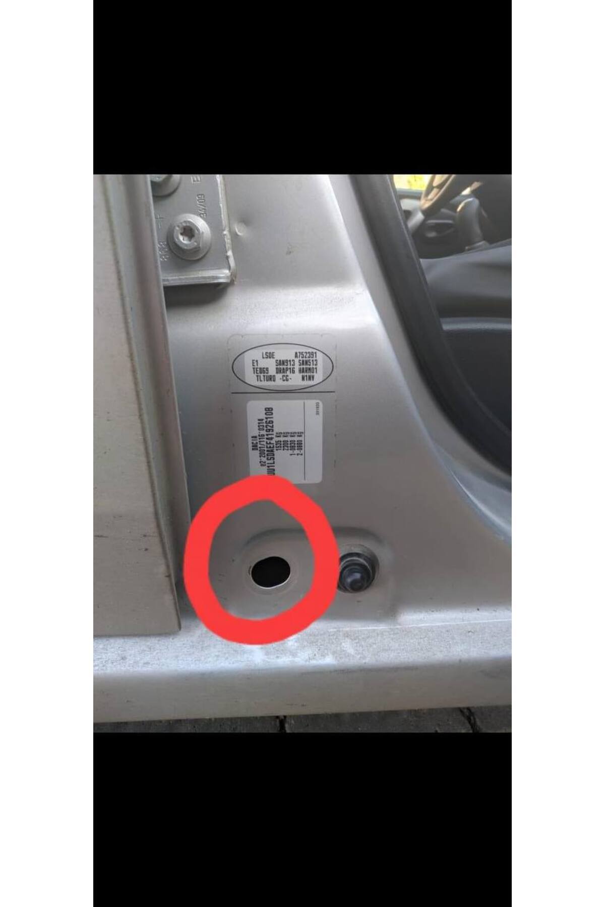 DACIA LOGAN KAPI TIKACI