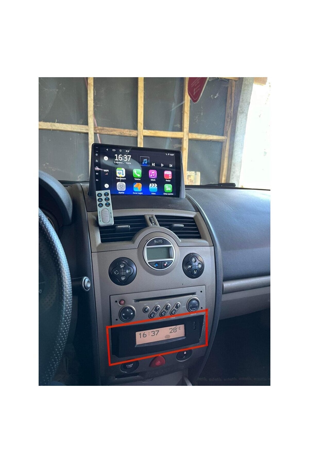 Renault megane 2 radyo çerçevesi Uyumlu