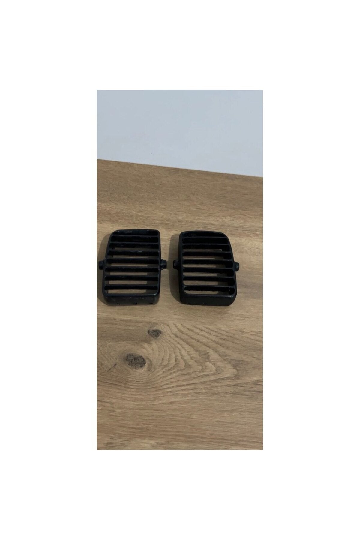 Toyota Hilux Kalorifer Izgarası