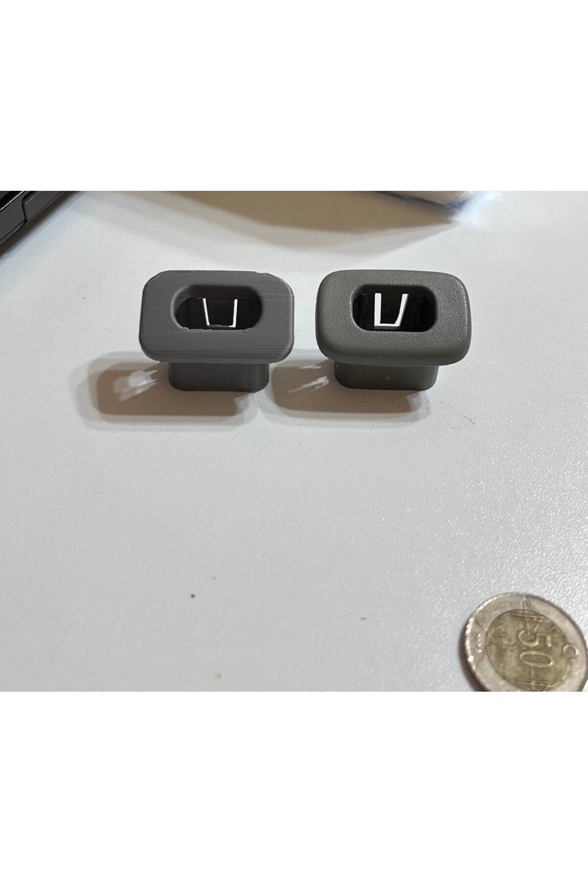 DACIA LOGAN KİLİT ÇERÇEVE KASASI