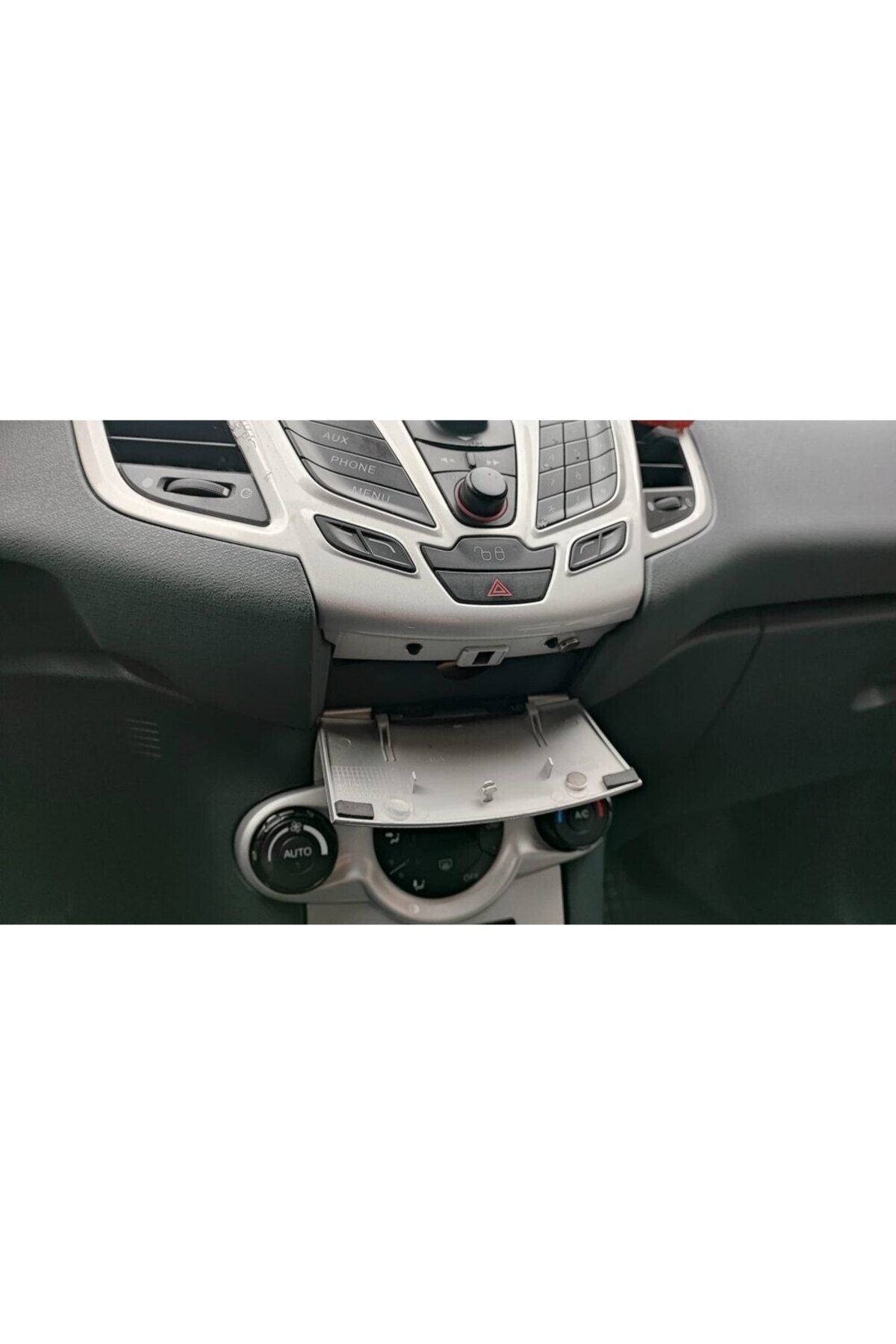 Ford fiesta 09-12 Compatible Material Container