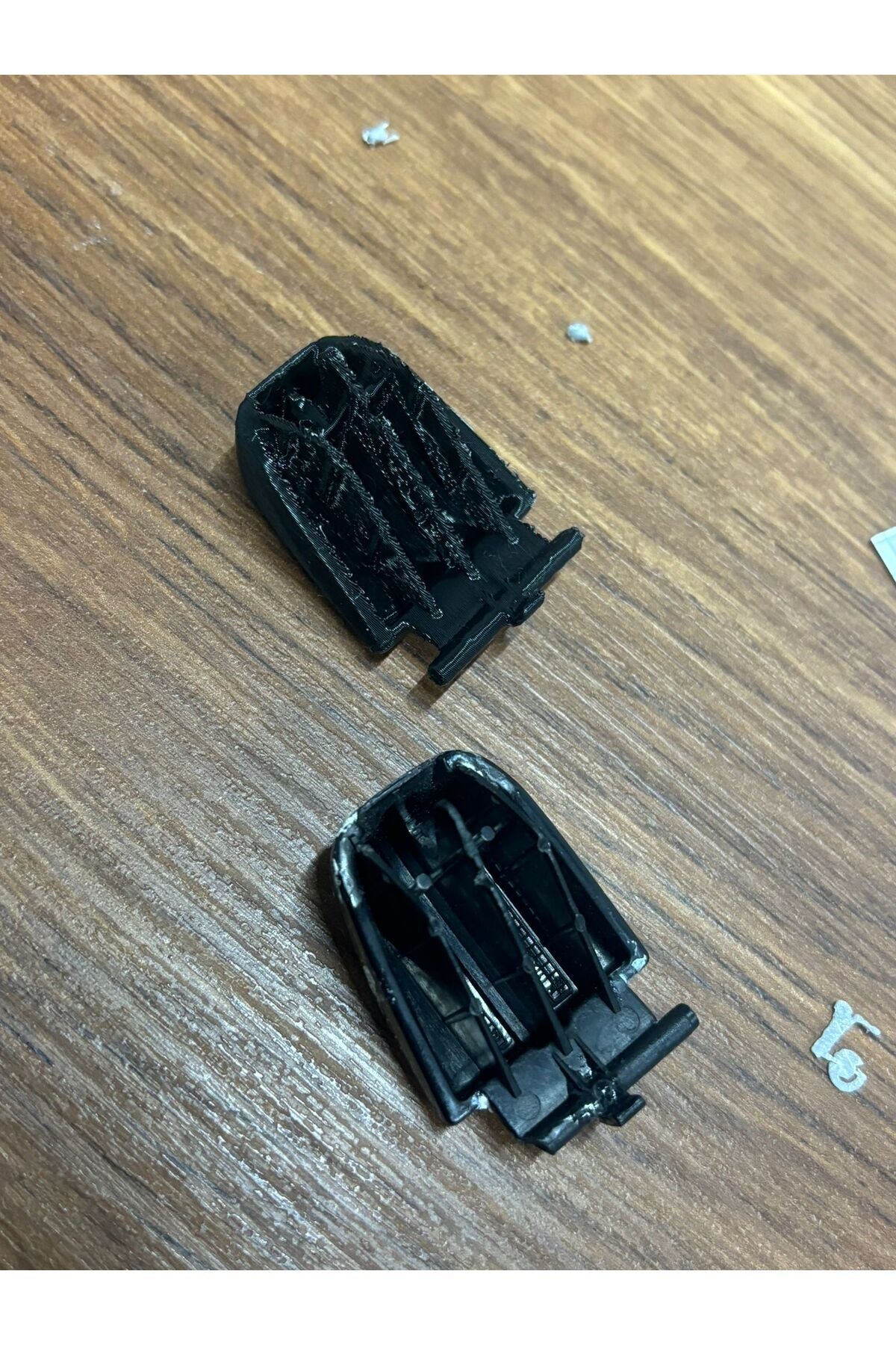 Saab 9-3 gear lever latch
