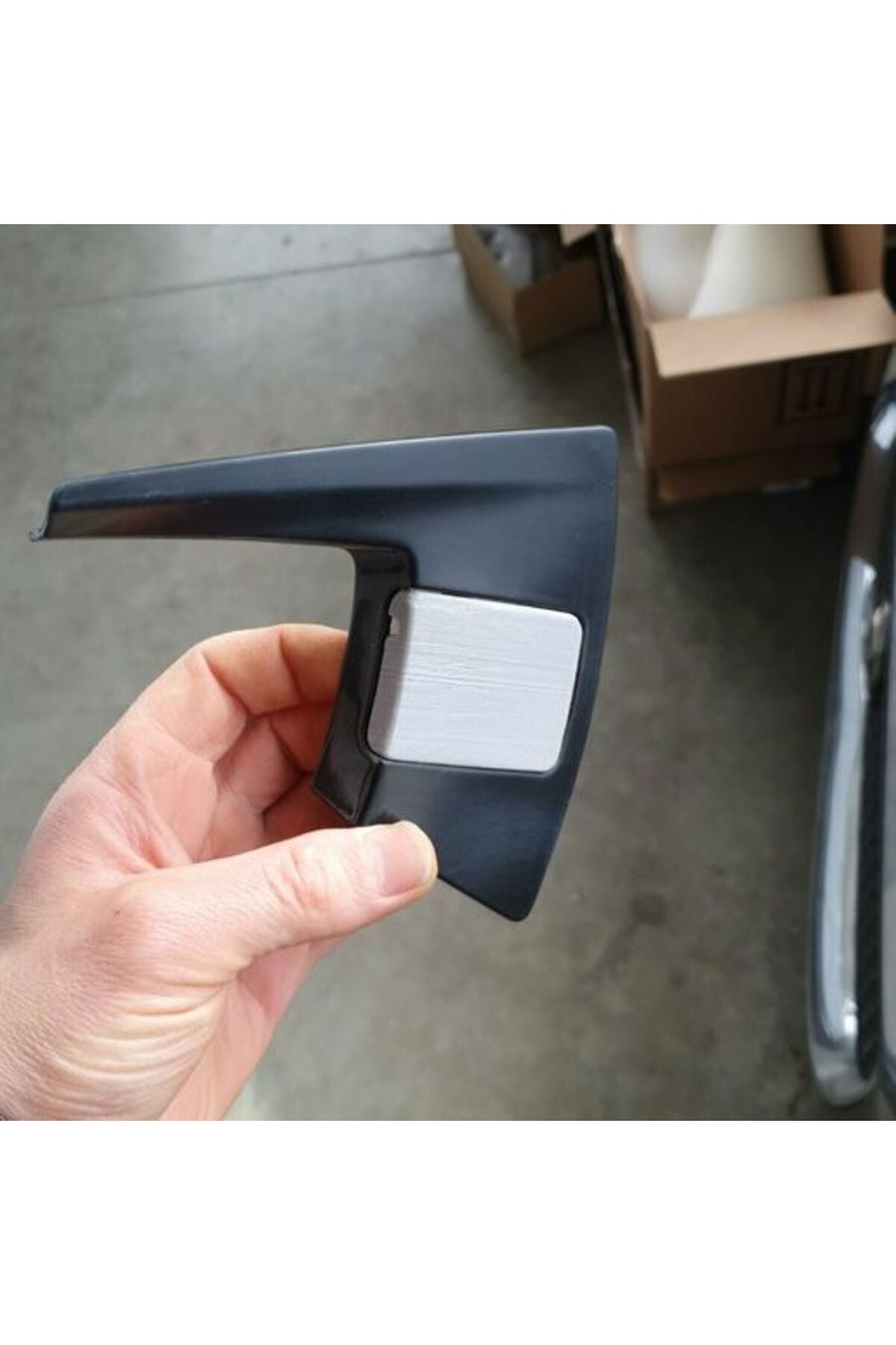 Volvo plug