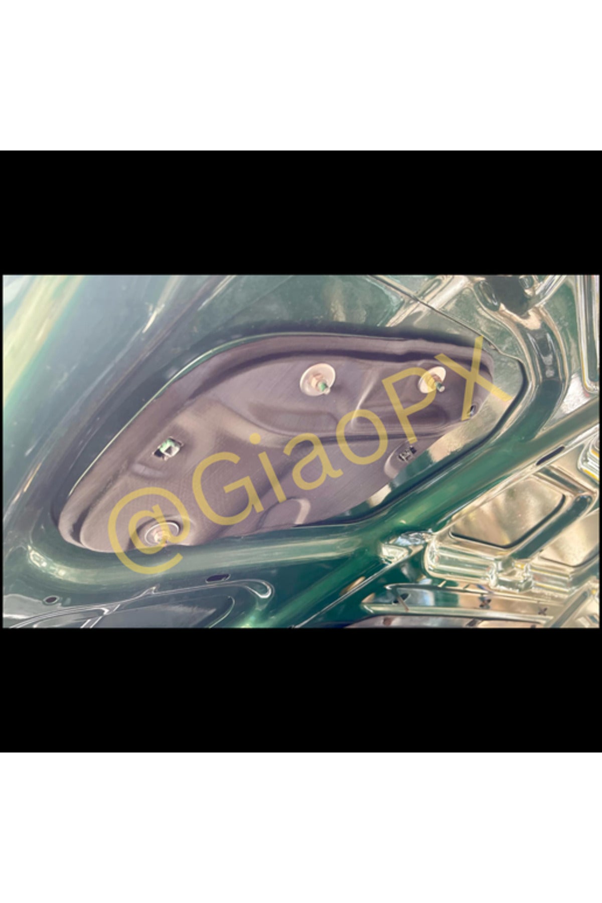 Subaru Impreza GC8 V6 kaput havalandırma koruması