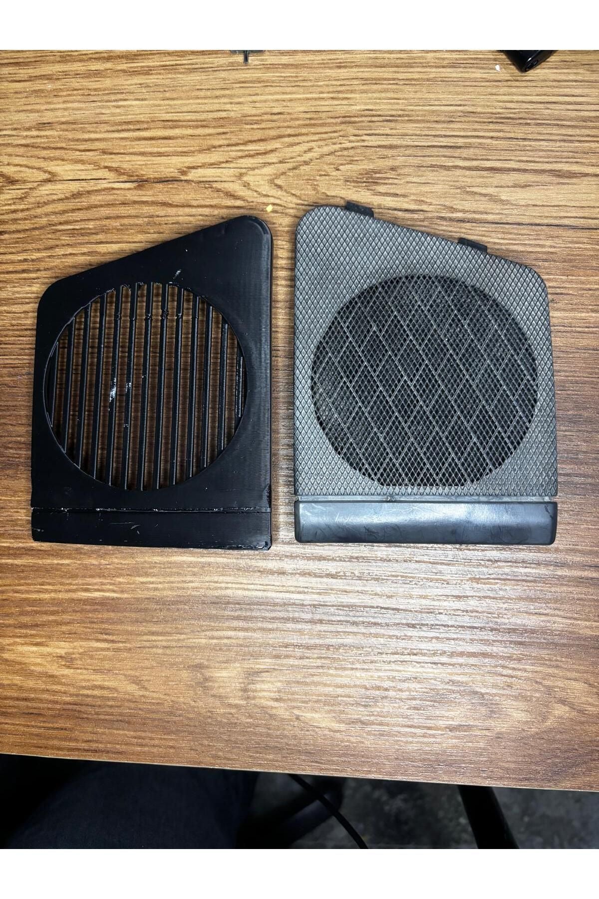 Peugeot Partner front console speaker cover