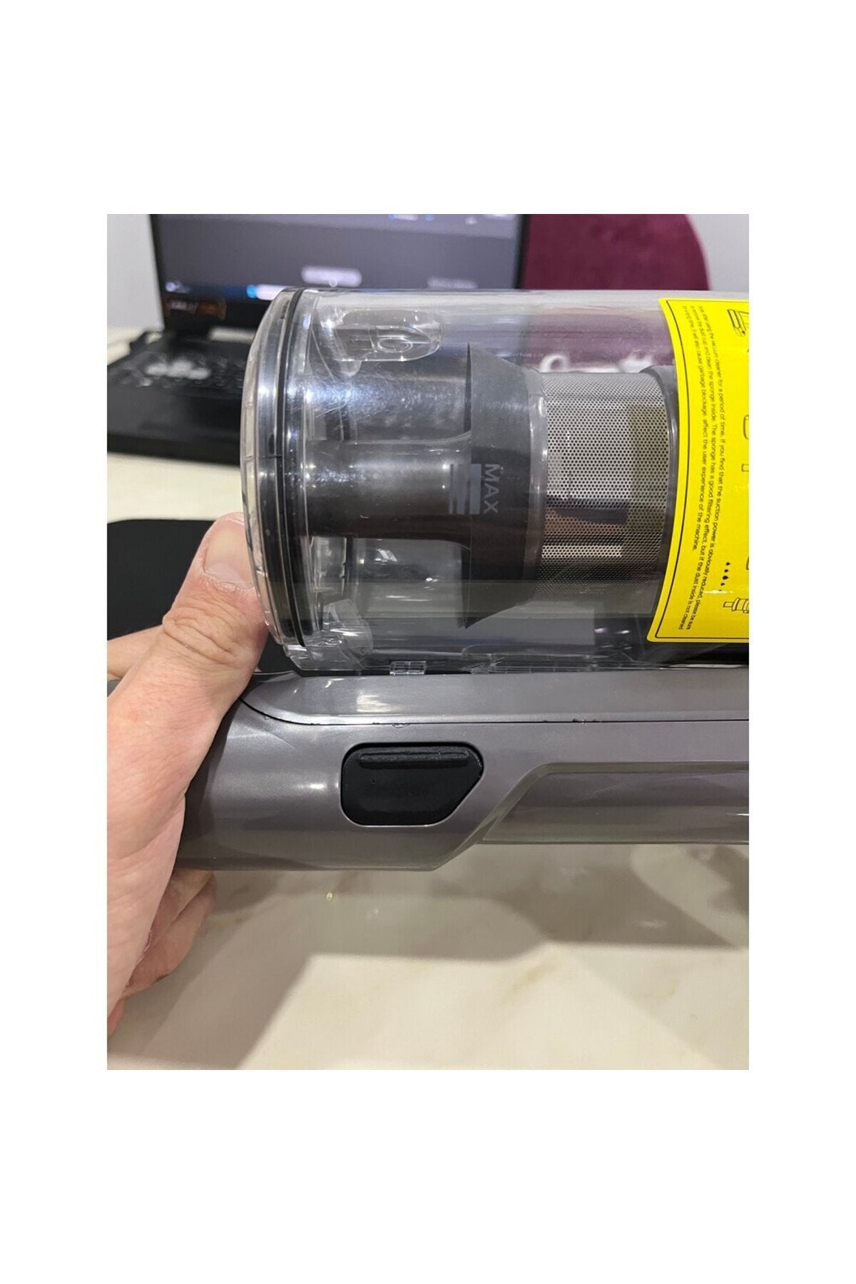 V15 Kilitleme Düğmesi