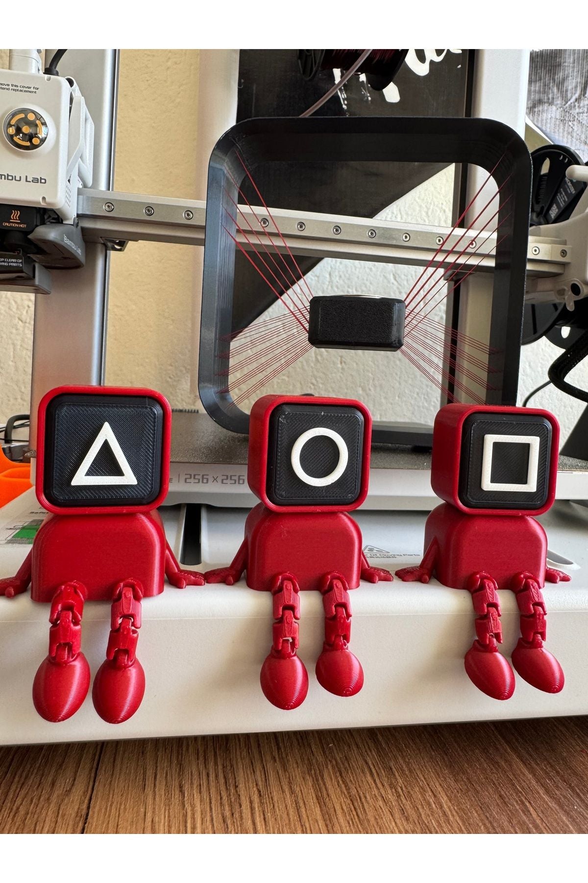 Squid Game 3-Piece Sitting Figure 3D Print