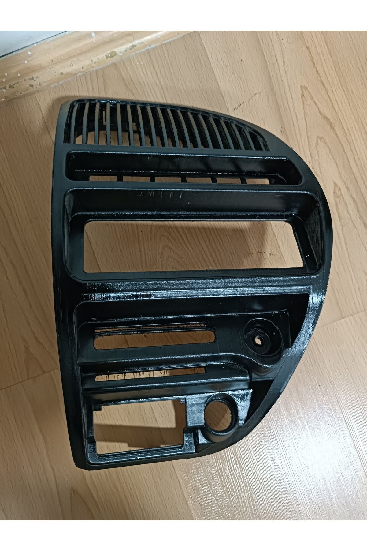 Citroen Saxo Center Console with fixed heater grill