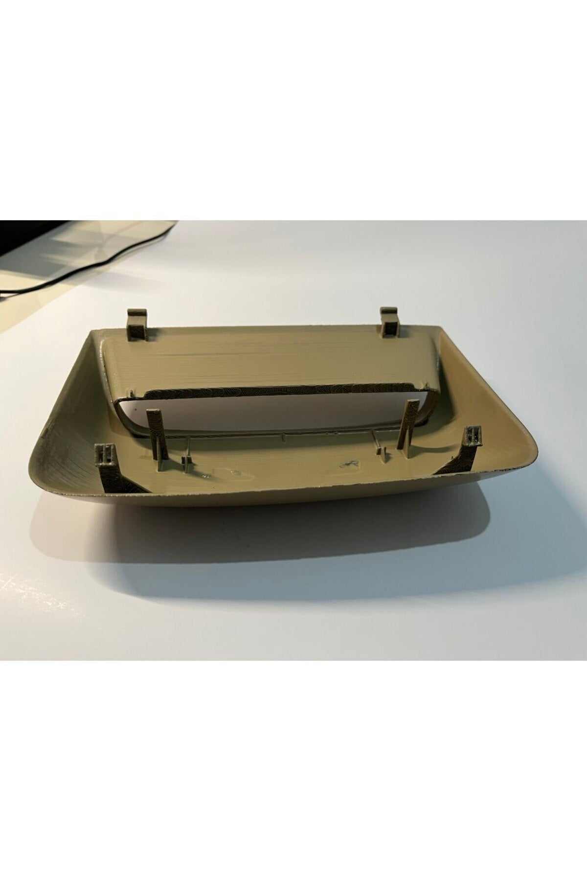 Toyota Avensis (03-09) Uyumlu  Arka Stop Kapağı