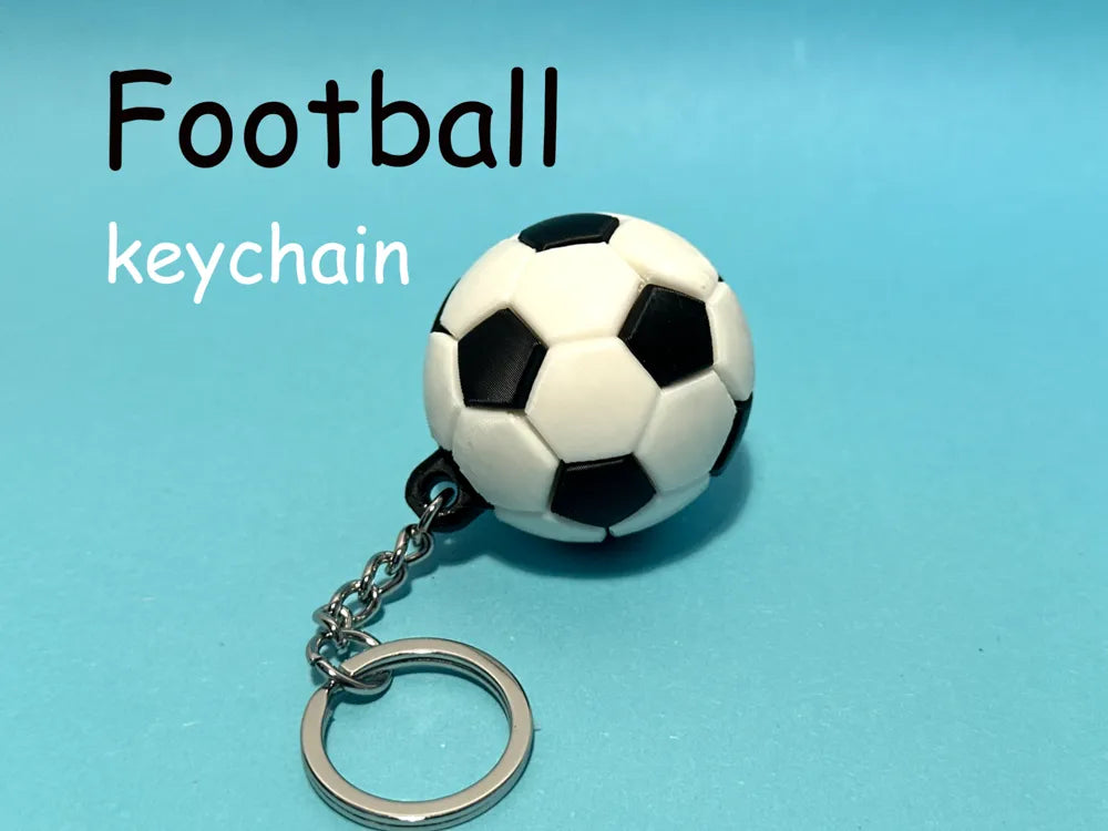 Mini Futbol Topu Anahtarlık – 3D Baskılı Spor Aksesuarı