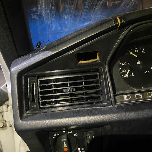 Mercedes 190 W201 Uyumlu Sol Havalandırma Iziği Çerçevesi