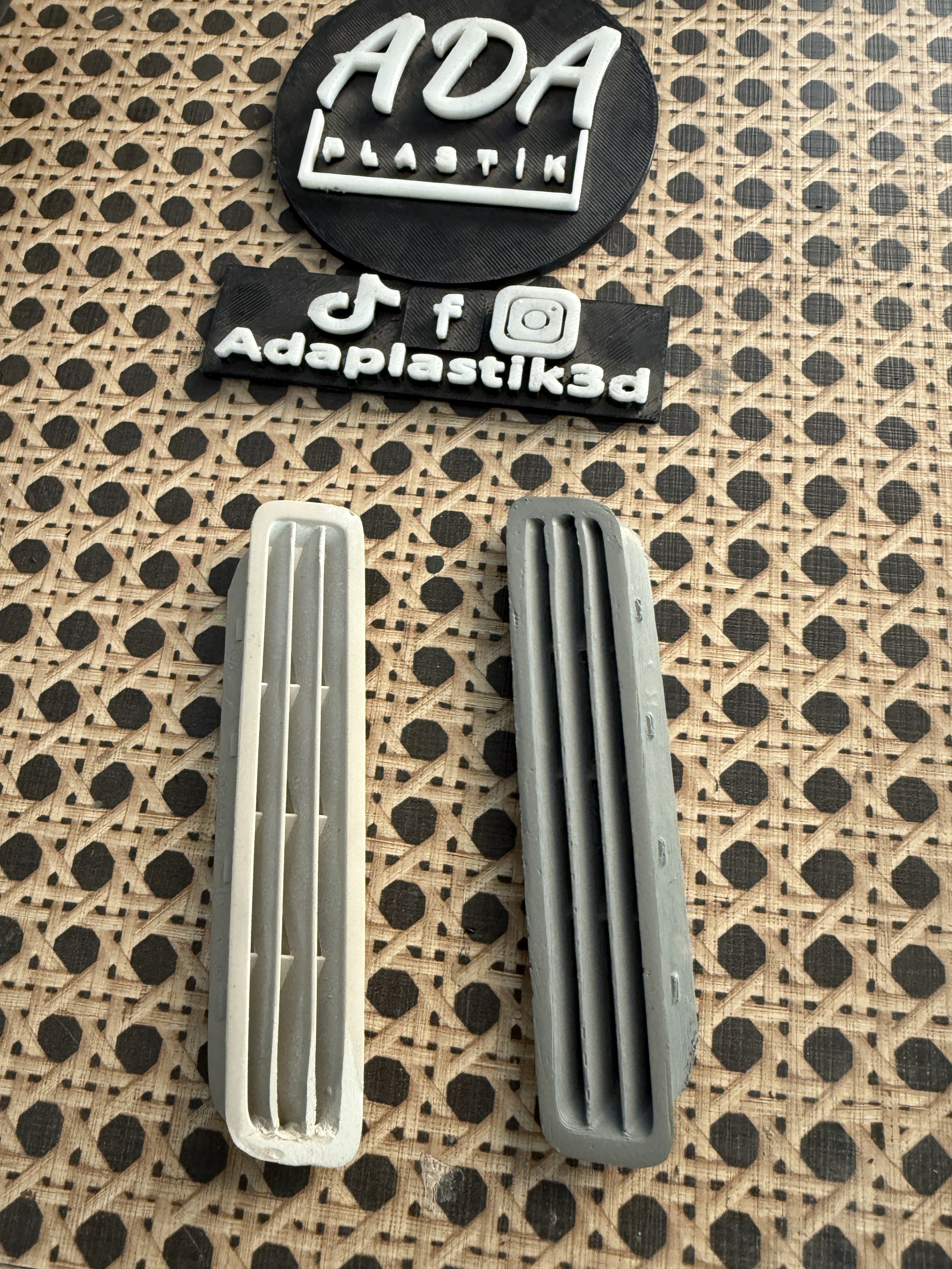 Volkswagen Passat B8 Uyumlu Pillar Ventilation Ön Direk Havalandırma Izgarası