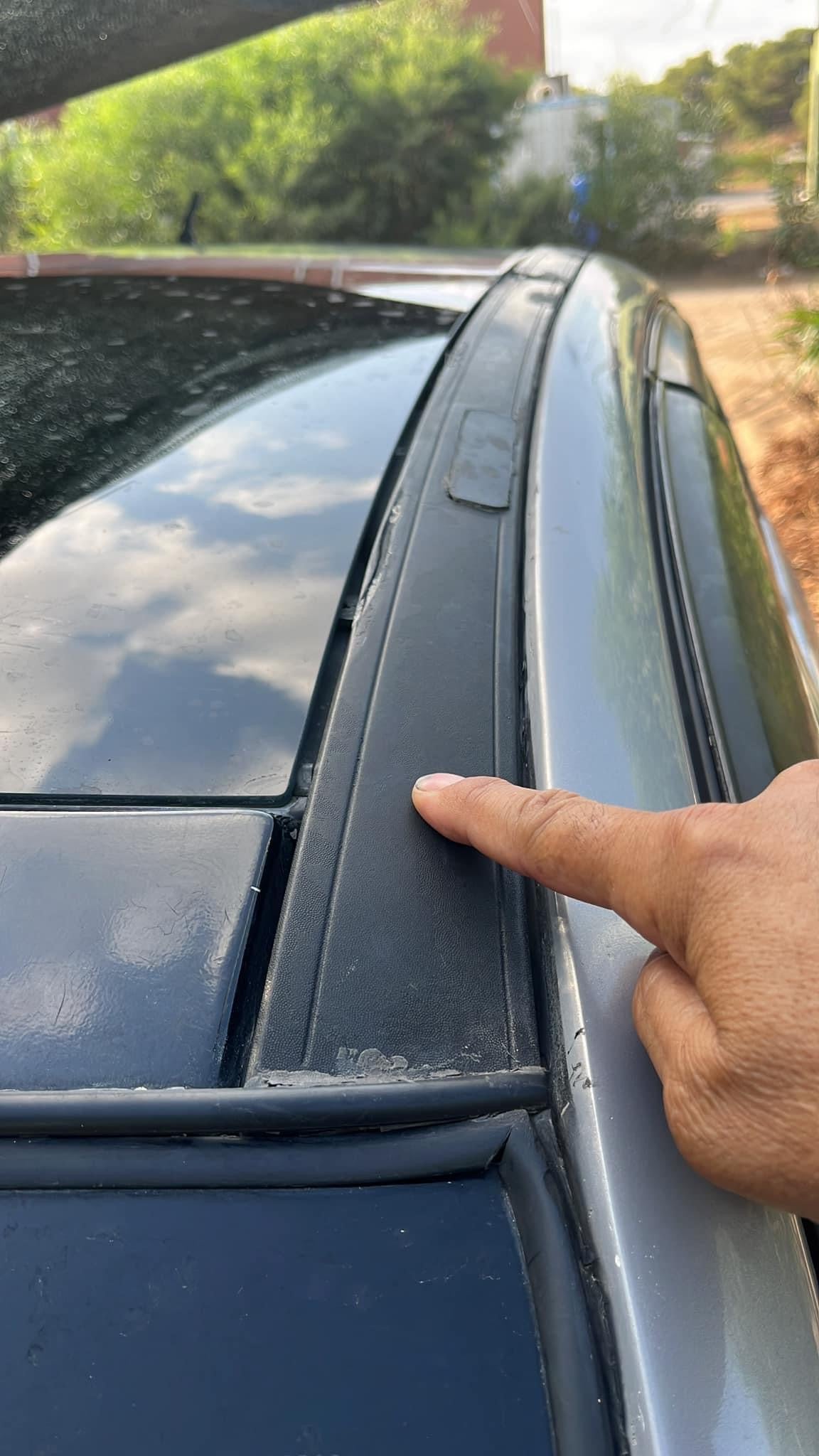 Renault Megane 2 Uyumlu Cam Krikosu Panel Trimi