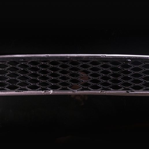 Audi A4 Uyumlu Alt Merkez Arı Petekli Gril Parçası