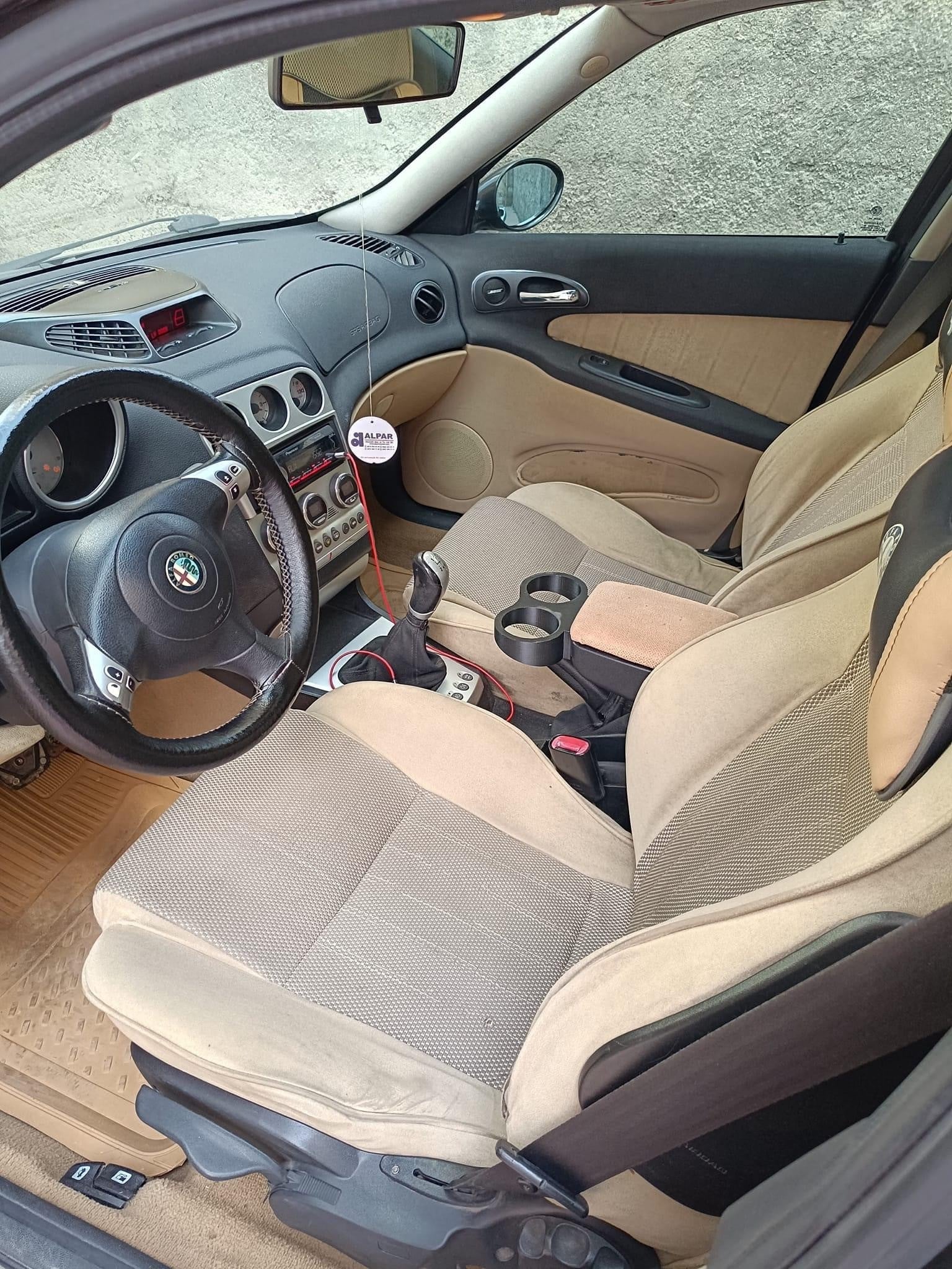 Alfa Romeo 156 MK1 MK2 Bardaklık Uyumlu