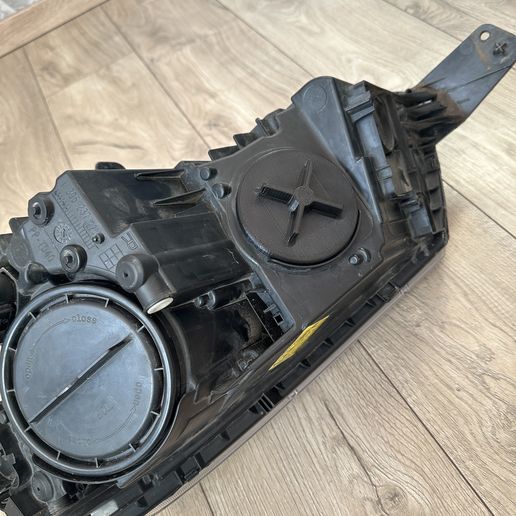 Opel Uyumlu Far Toz Kapatma Kapagi