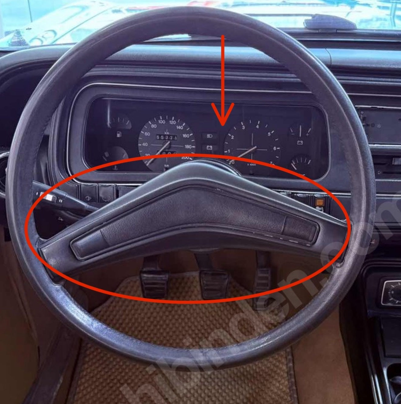 Ford Granada Direksiyon Uyumlu Kapağı Çerçevesi