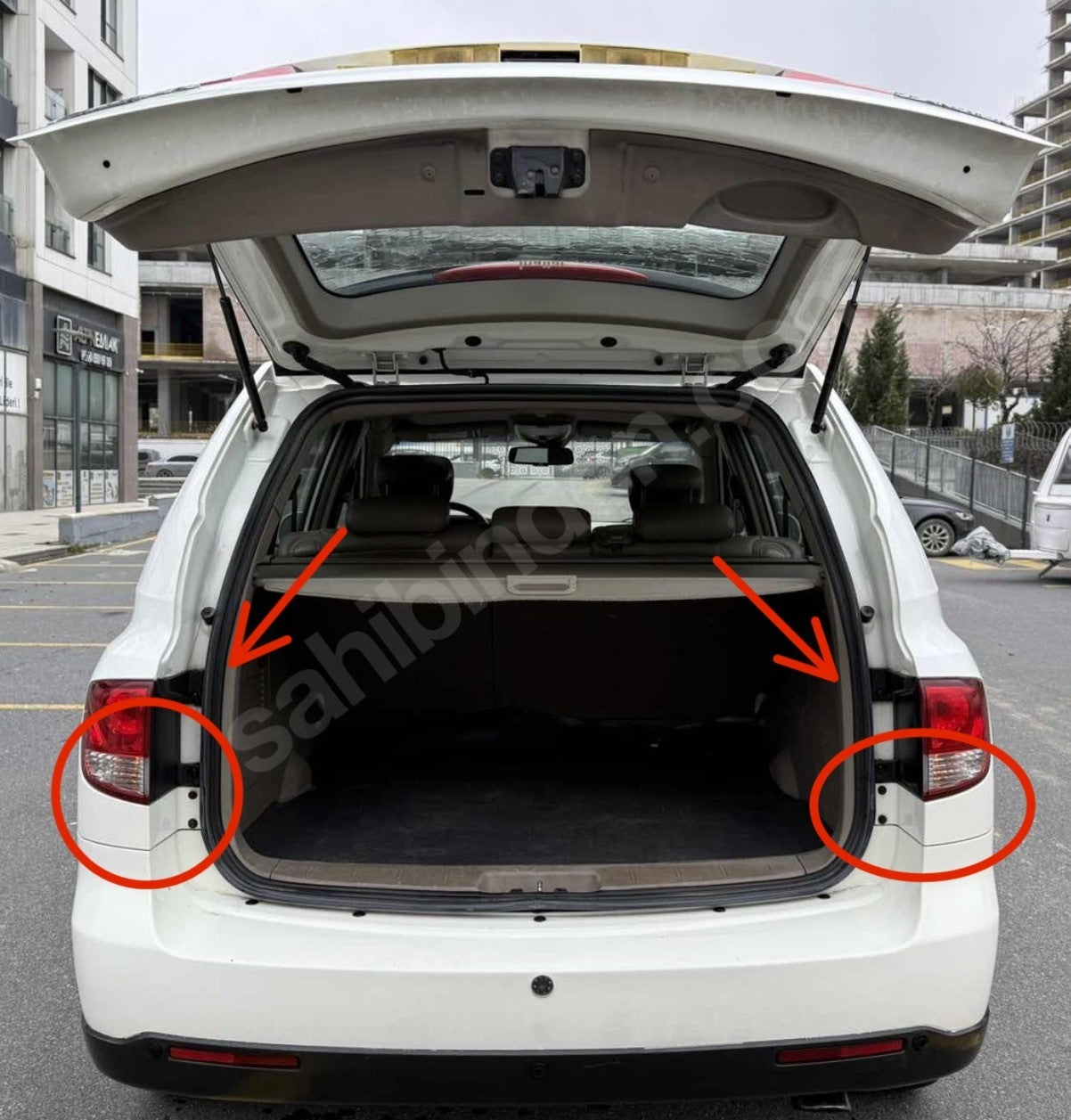 Ssangyong Kyron Uyumlu Trunk Side / Ssangyong Kyron Bagaj Yan Kapağı