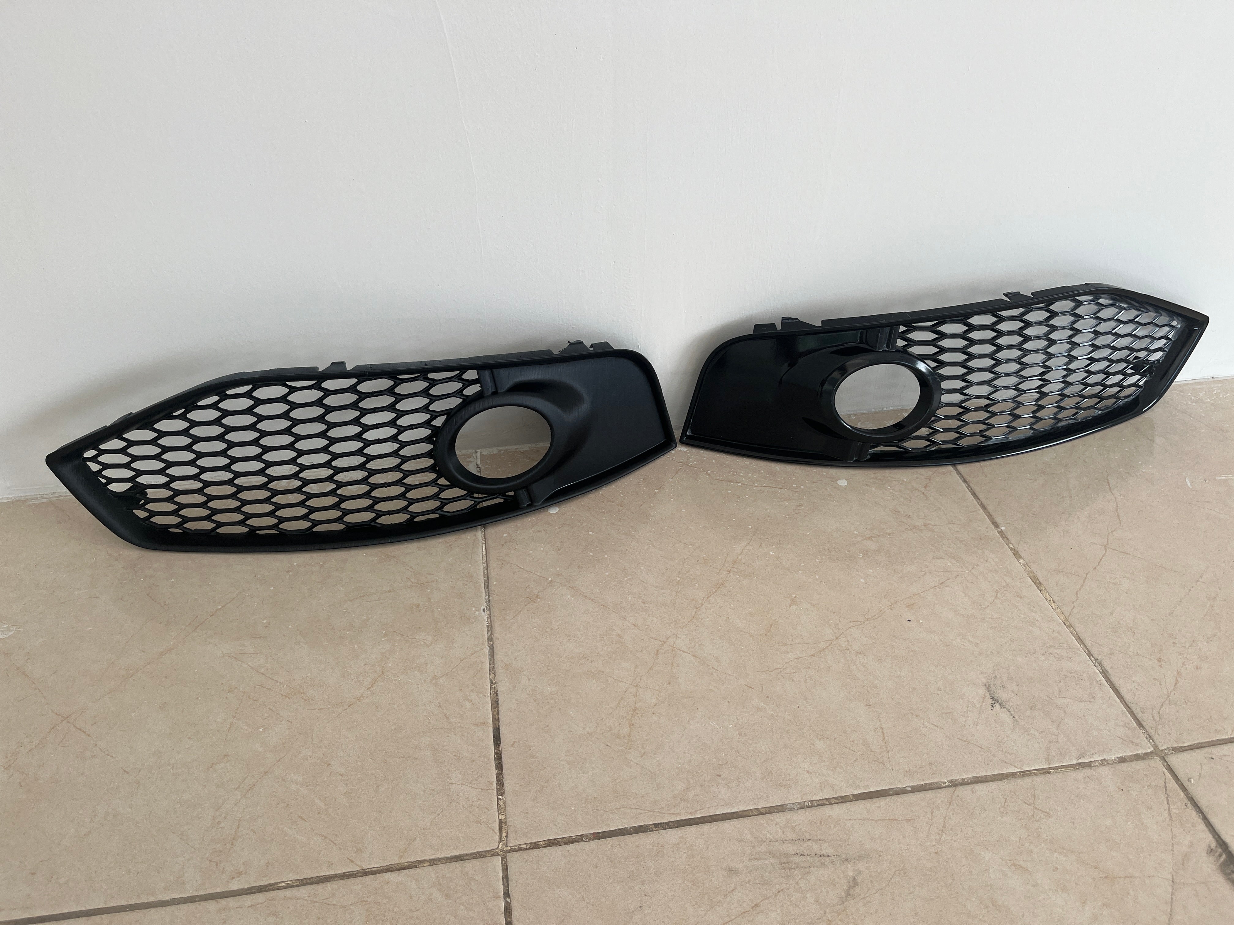 Audi A3 RS3 Uyumlu Tampon Sis Farı Çerçevesi