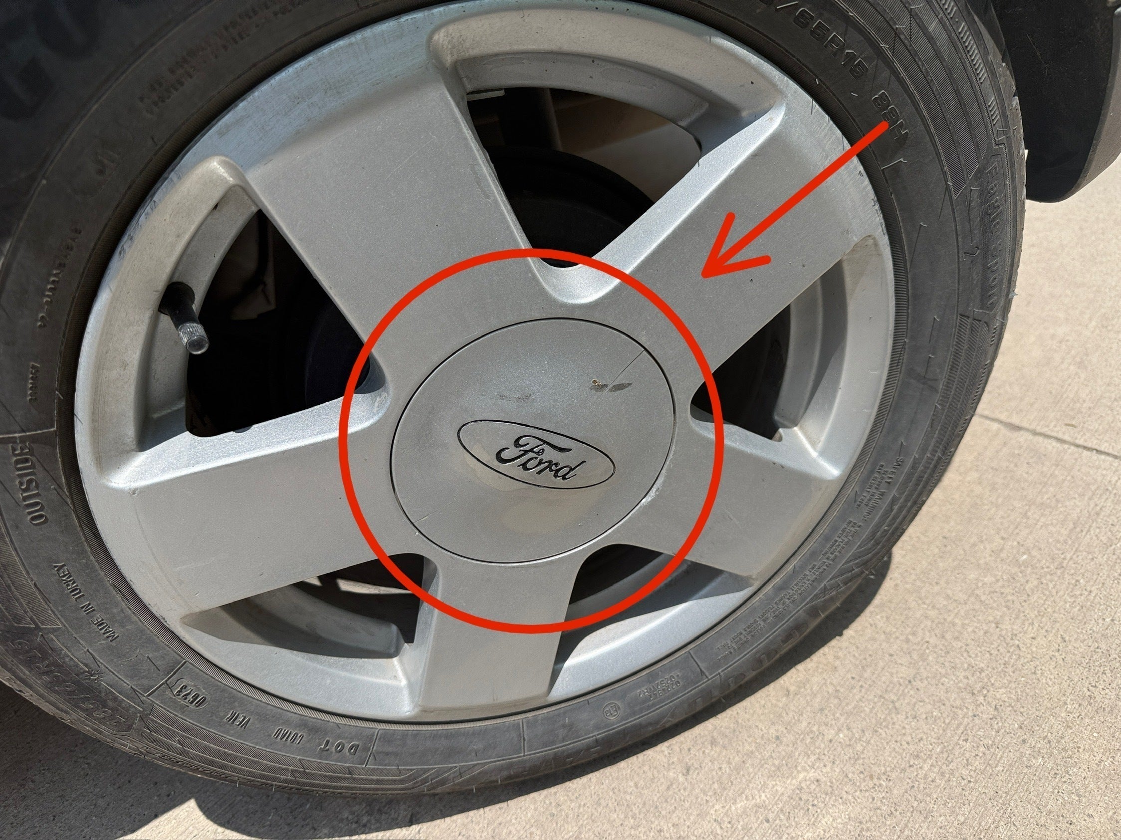 Ford Fiesta Jant Göbek Uyumlu Kapağı