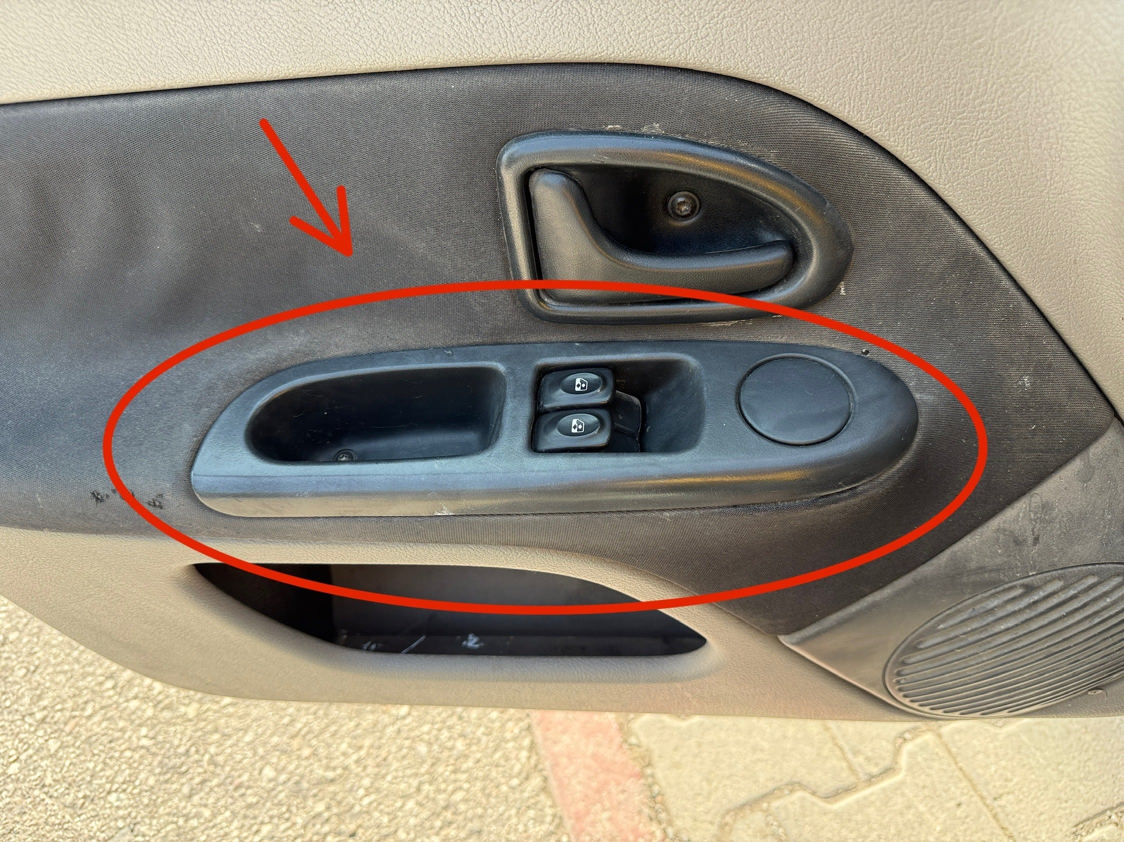 Renault Clio Symbol Thalia Uyumlu Cam Düğme Çerçevesi