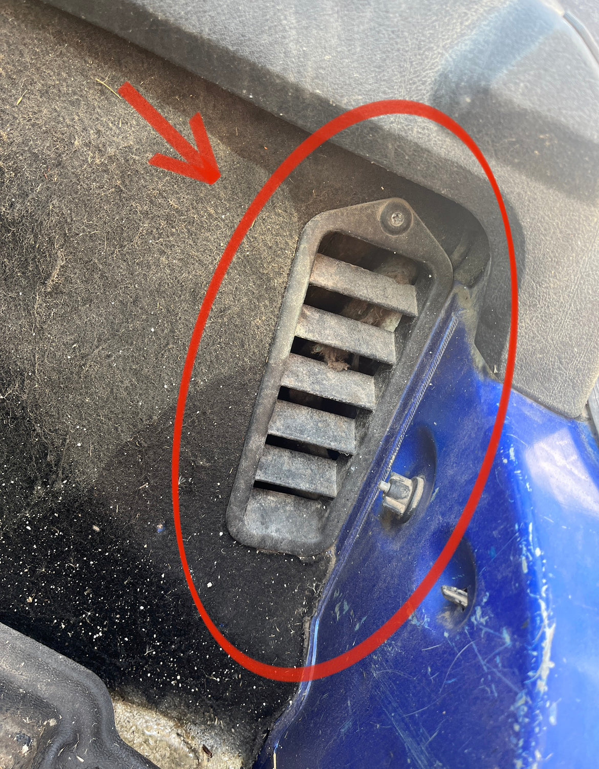 Citroen Saxo Uyumlu Bagaj Havalandırma Izgarası