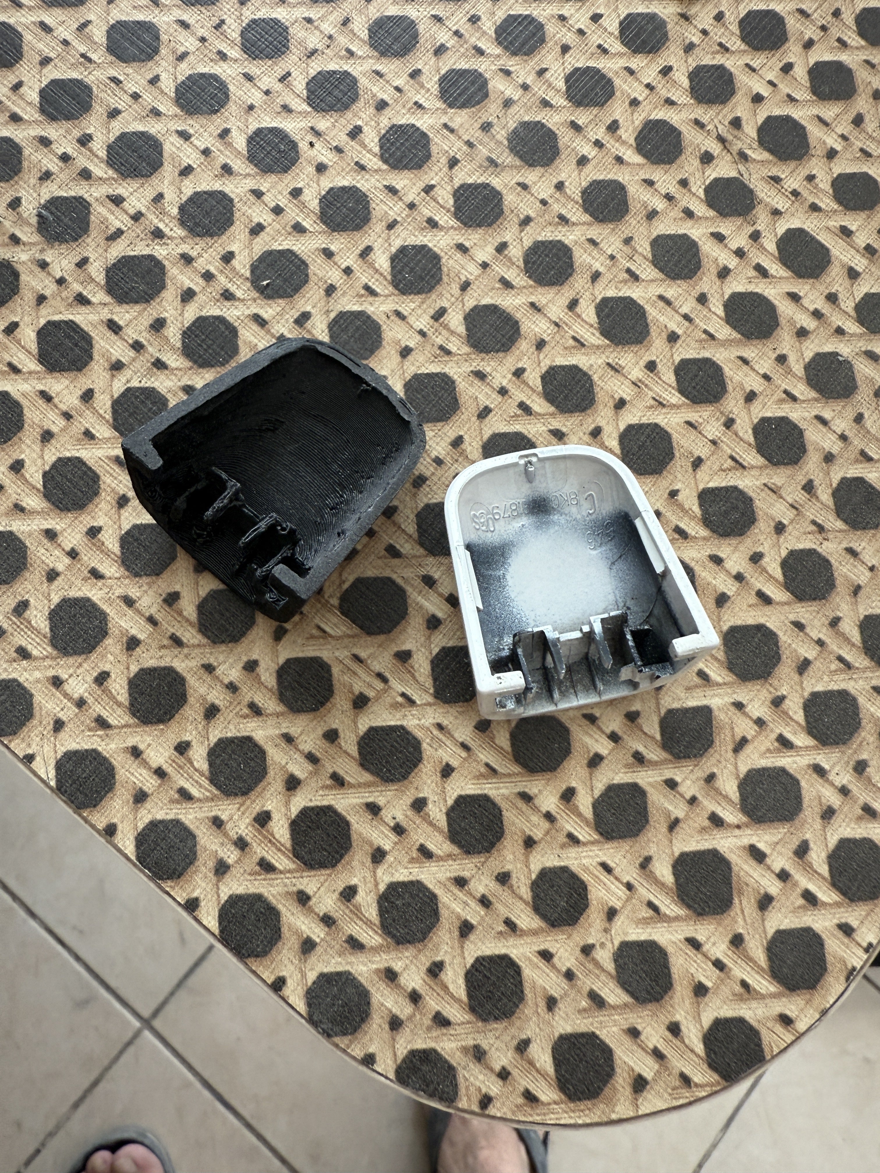 Audi A4 Uyumlu Kapı Kolu Kapağı