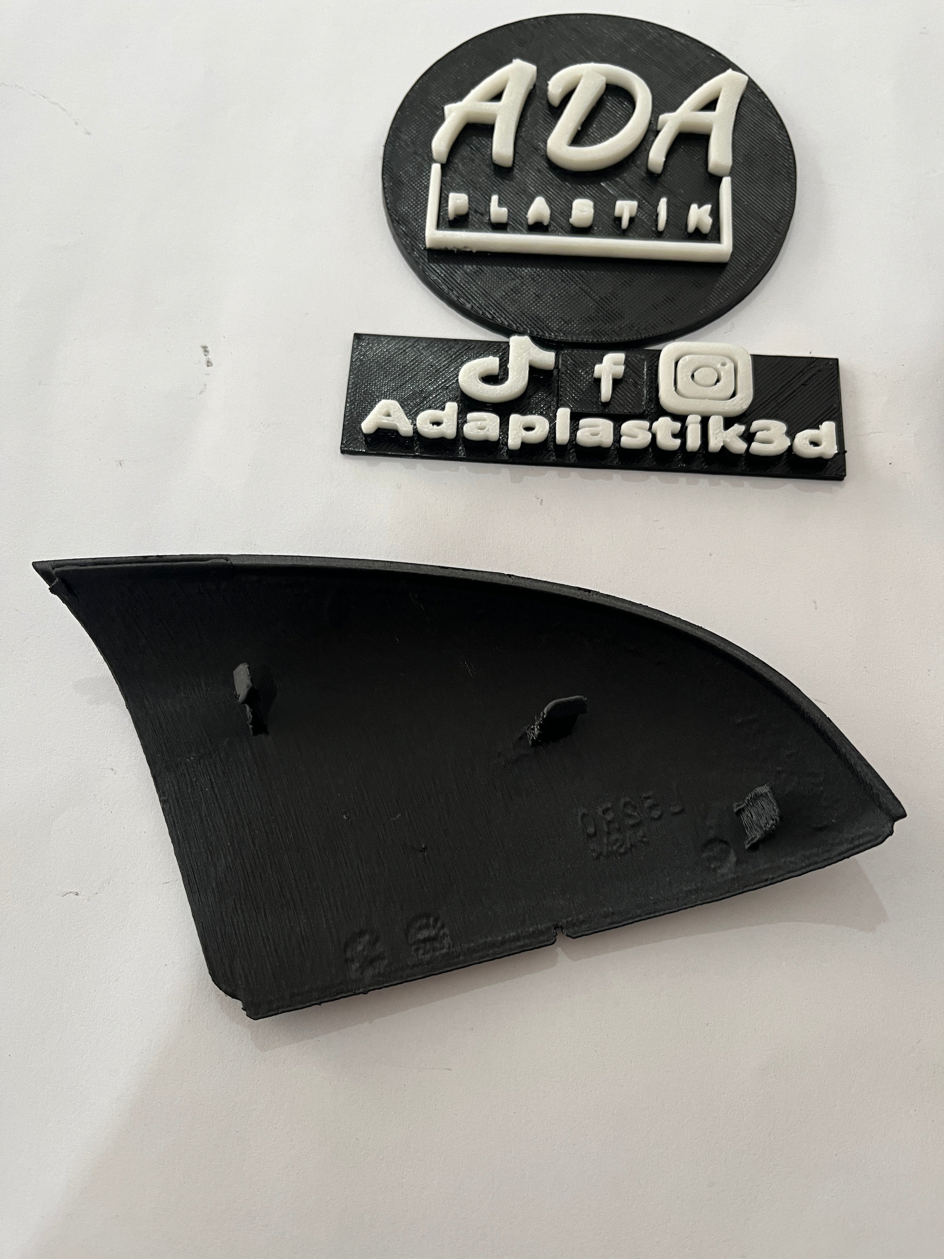 Suzuki Swift Uyumlu Ayna Alt Kapağı