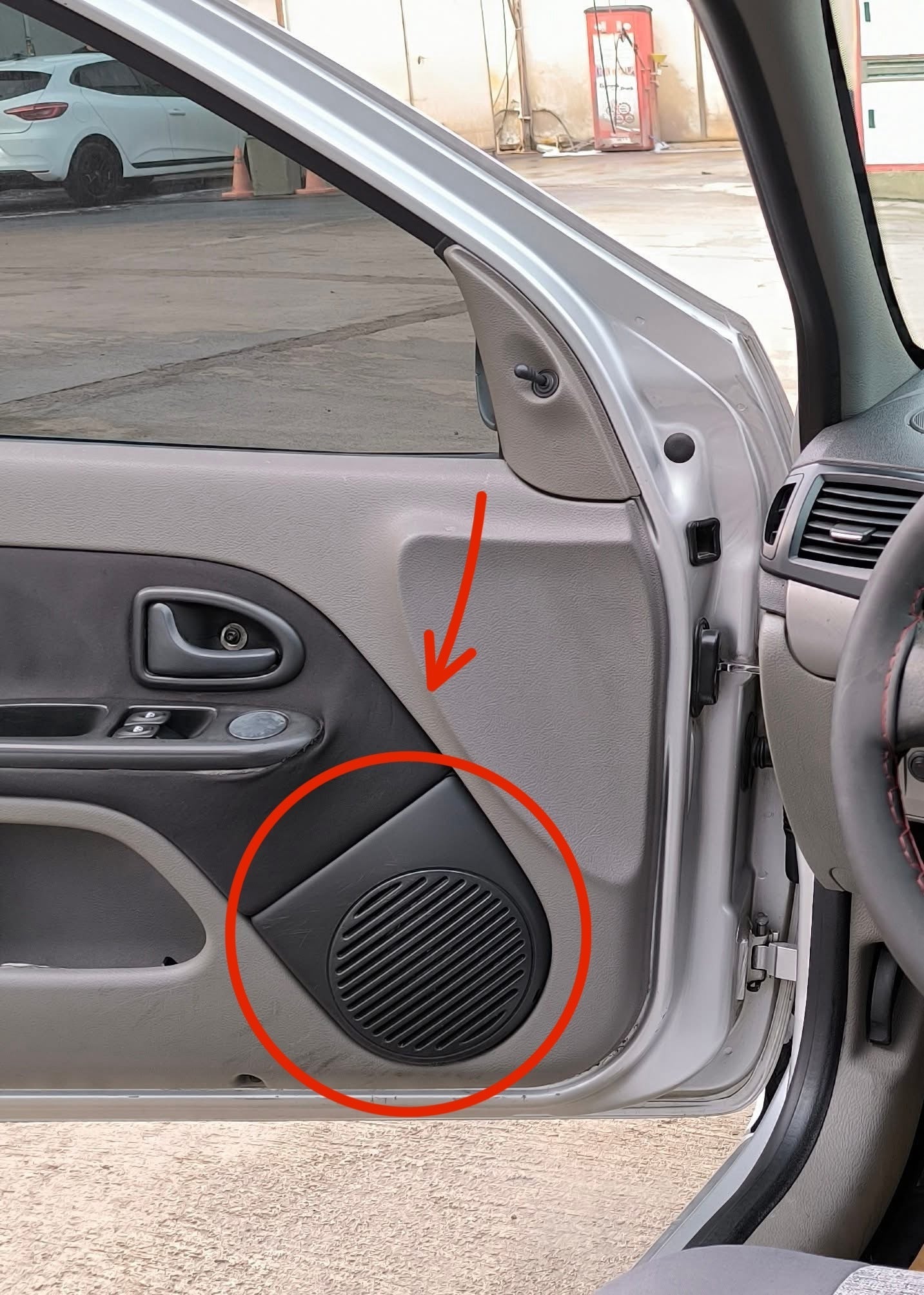 Renault Clio Symbol Thalia Uyumlu Kapı Hoparlör Kapağı