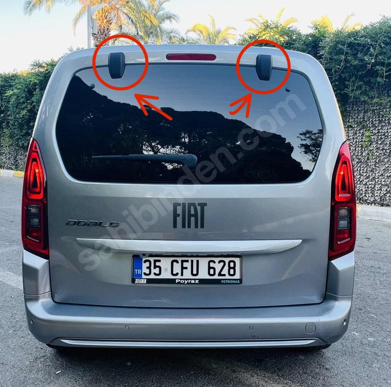 Fiat Doblo Uyumlu Arka Bagaj Menteşe Kapağı