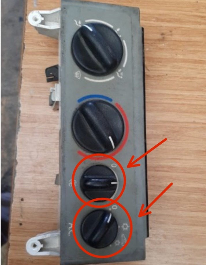 Renault Kangoo MK2 Klima Uyumlu Kalorifer Düğmesi
