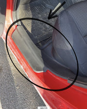 Hyundai i30 Uyumlu Arka Kapı Eşik Plastiği