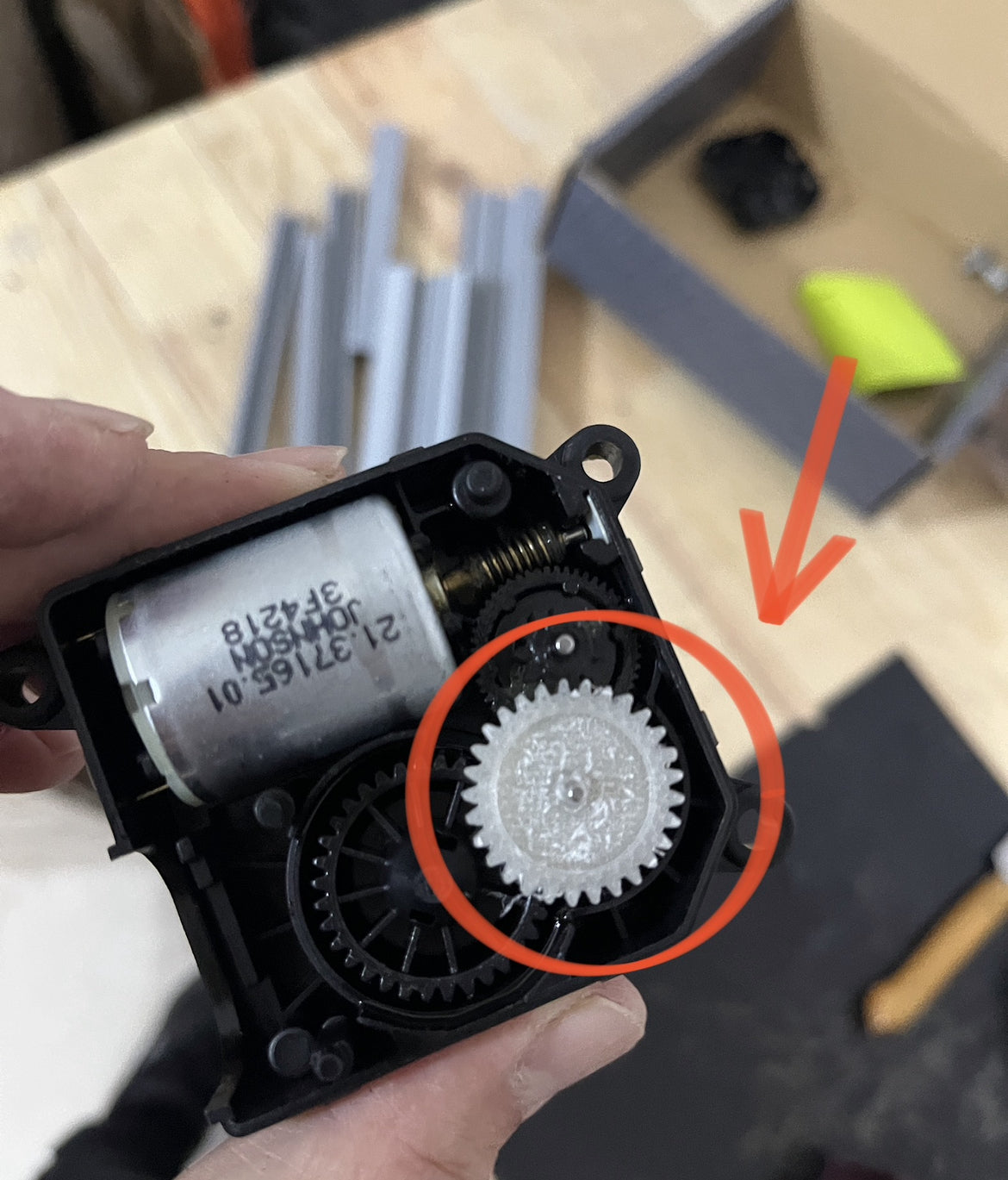 Skoda Uyumlu Cam Motoru Dişlisi
