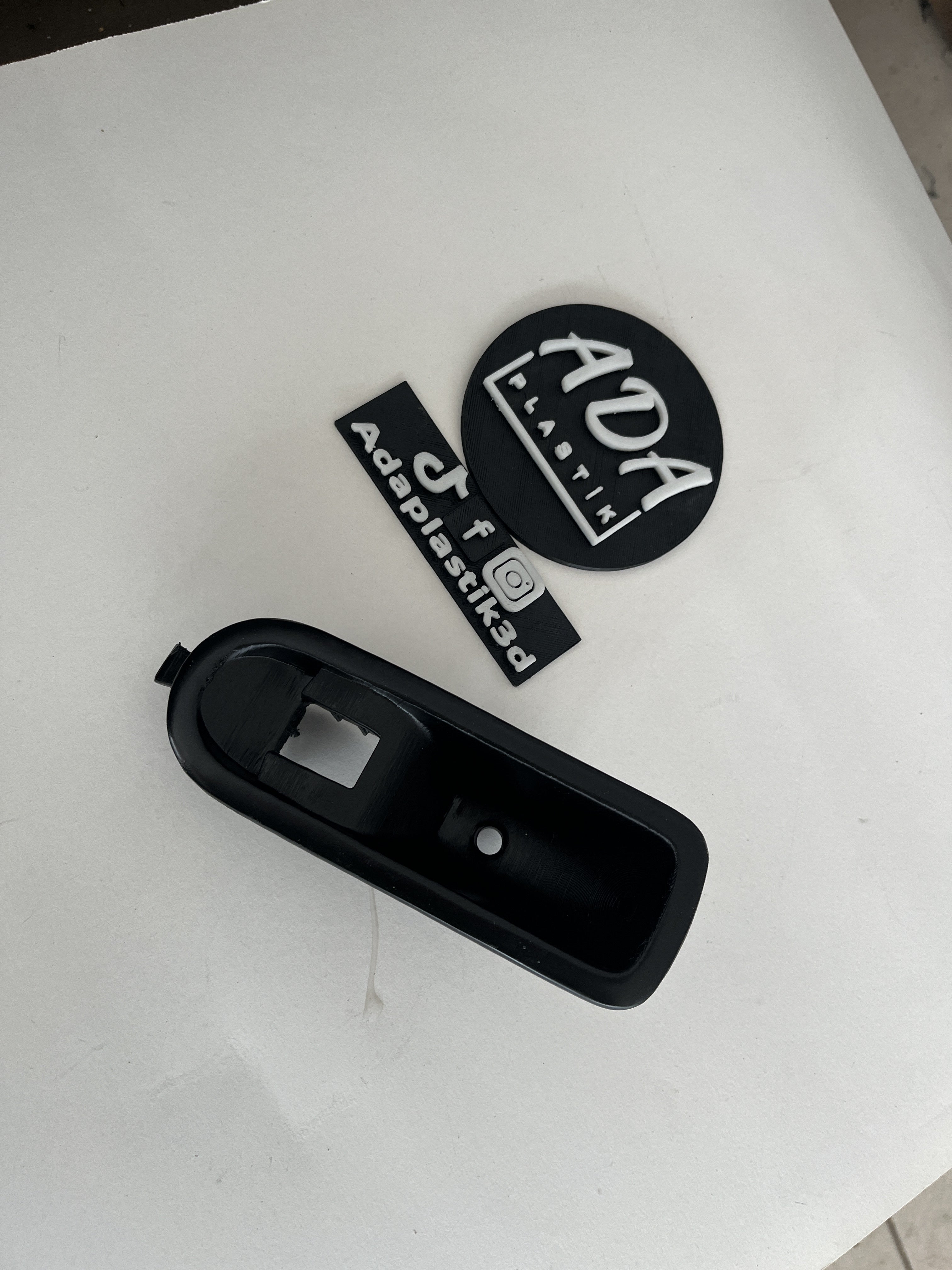 Renault Megane 2 Uyumlu Arka Cam Açma Düğme Çerçevesi