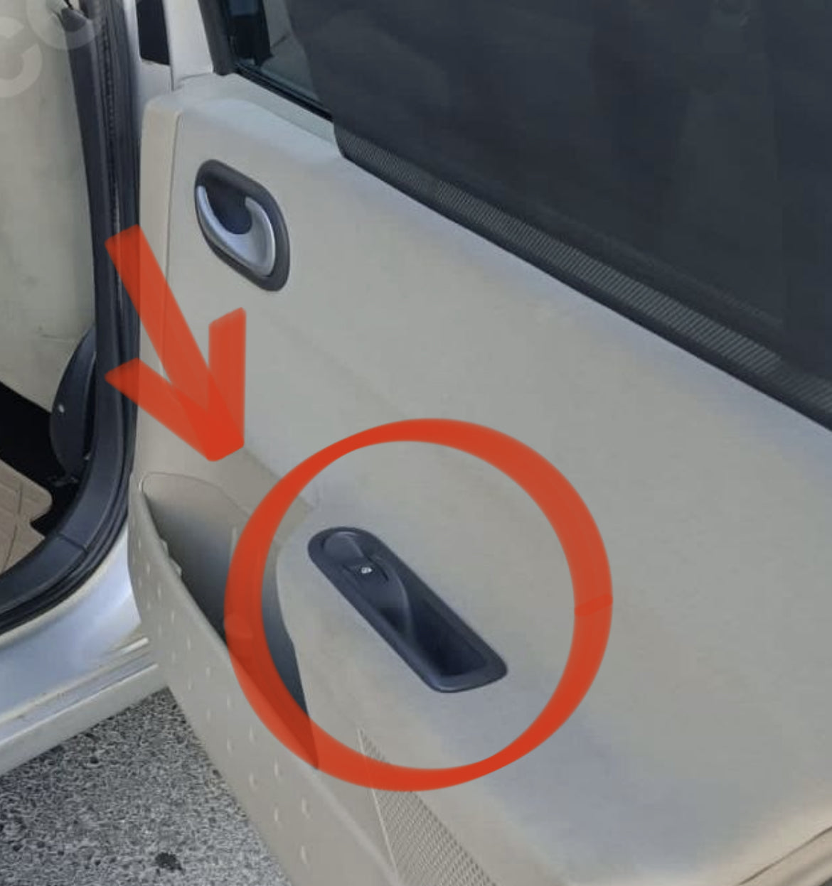 Renault Megane 2 Uyumlu Arka Cam Açma Düğme Çerçevesi